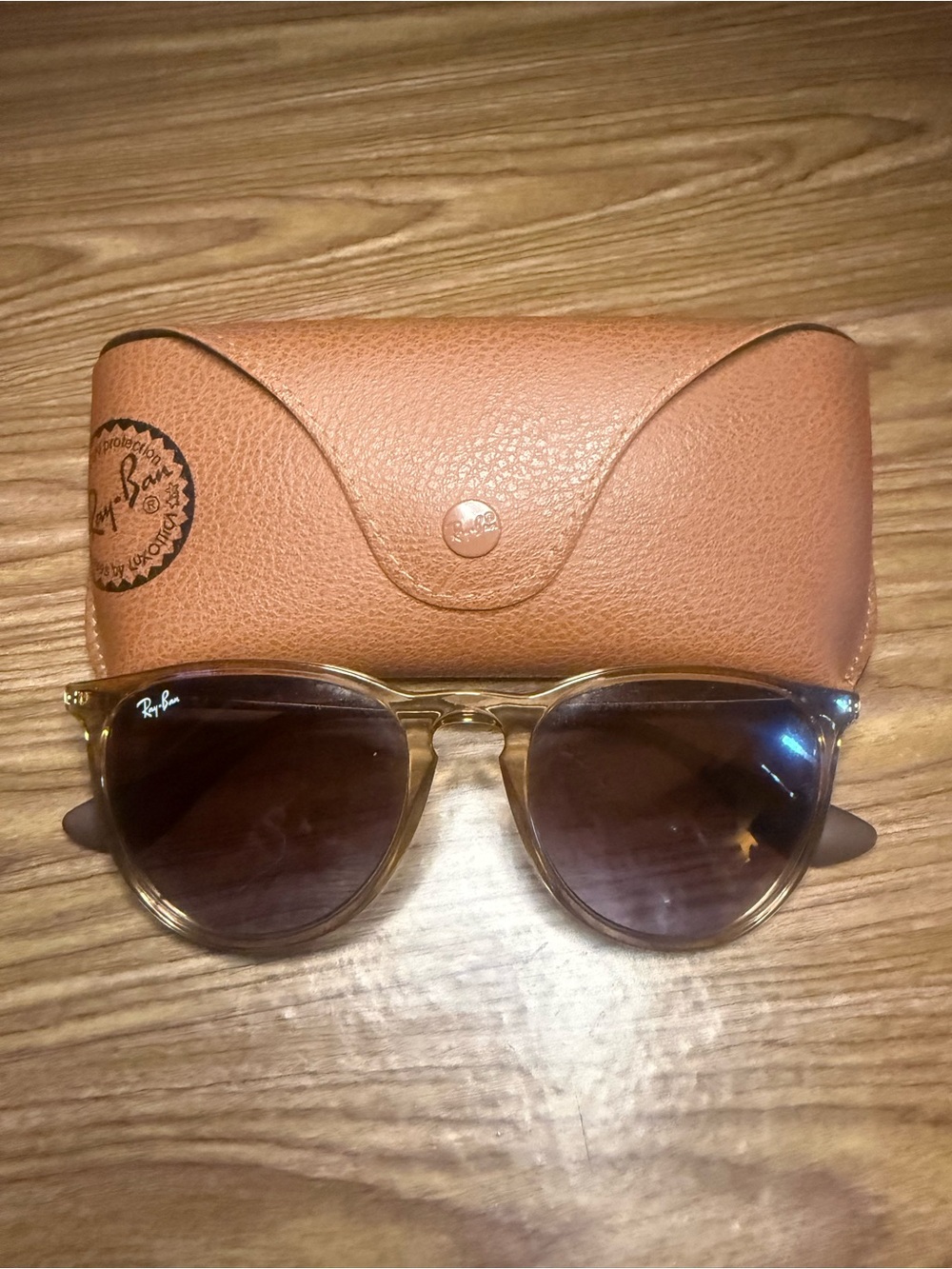 Ray-Ban Erika round sunglasses, amber frame, gradient brown lenses - RB4171 - Picture 2 of 6